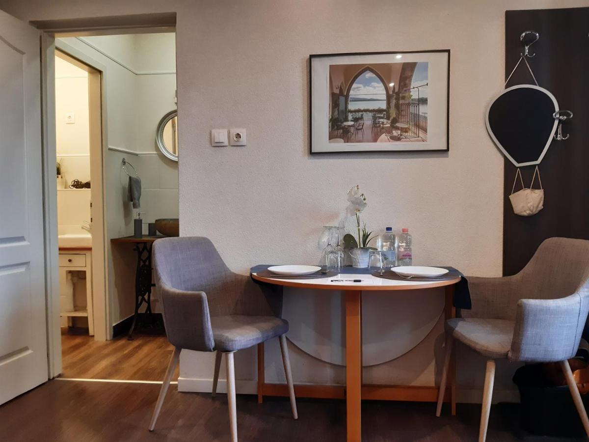 Ady Apartman タタ エクステリア 写真